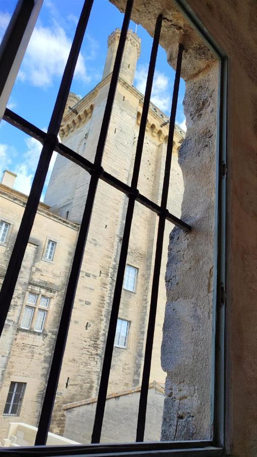 Uzes, Au Coeur Du Centre Medieval La Boussole D'Uzes, Appartement De Caractere Du XVII -Eme Siecle Exterior foto
